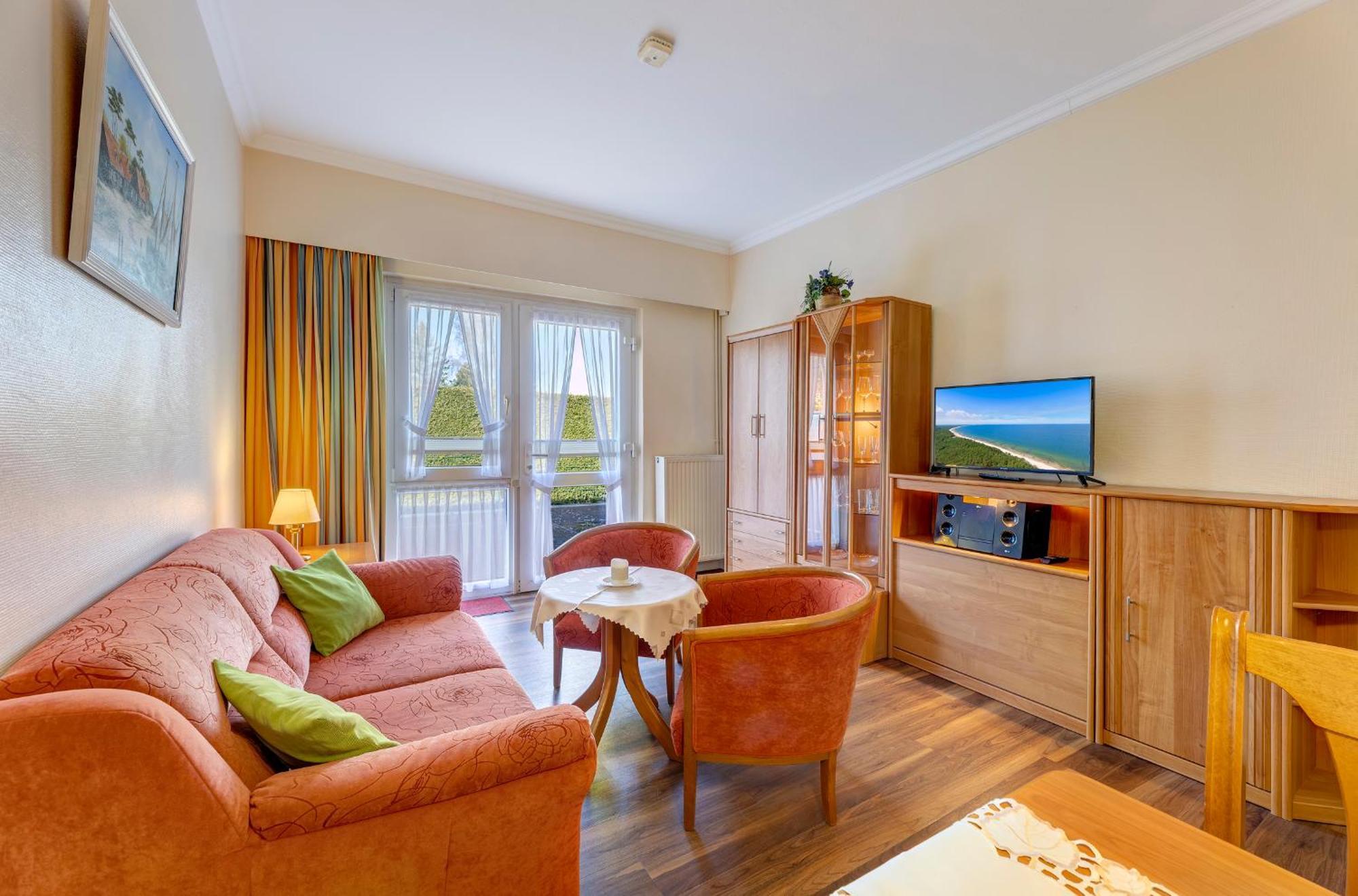 ゼーバート・ヘリングスドルフHaus Am Waldアパートメント エクステリア 写真